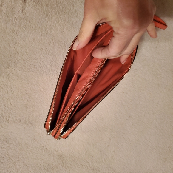 Coach wristlet wallet - Picture 2 of 3